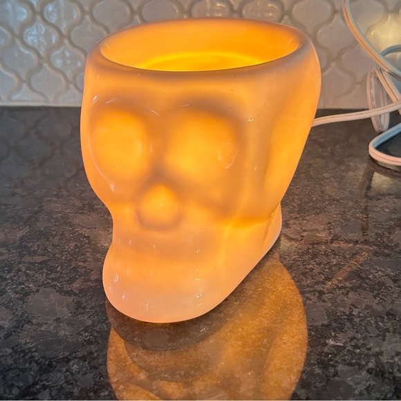 Scentsy DIY Calavera Skull Full Size Warmer Halloween Missing Lid - Picture 9 of 13